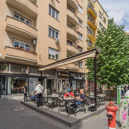 Central&cozy Balcony!3bdr 2bth Lejlighed